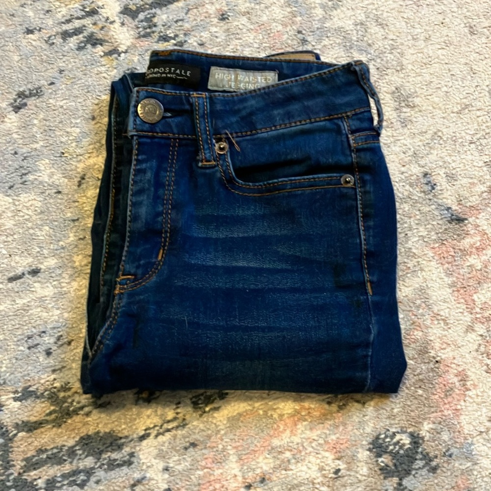 Blue jeggings